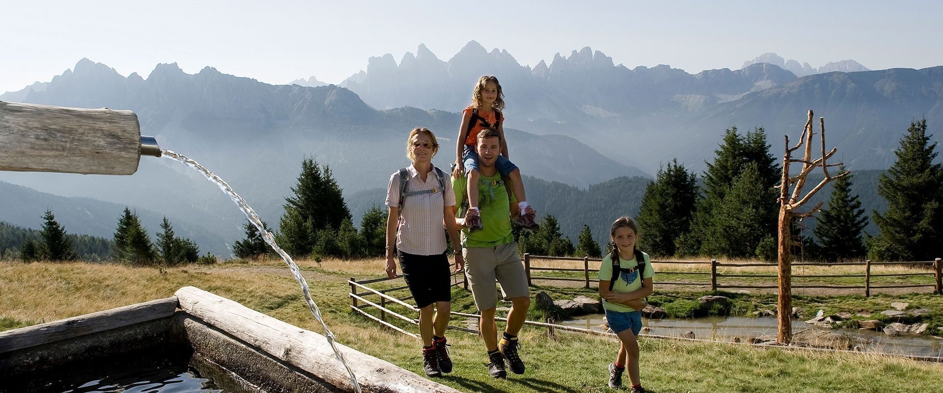 Kinderferien & Tiere auf dem Bauernhof im Schlerngebiet – Südtirol